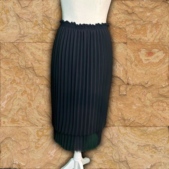 LOYD/FORD Black Pleated Chiffon Slit Front Elasticized Waist Midi Skirt Size 8 - Picture 8 of 15